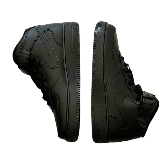 NEW Nike Air Force 1 Men’s Mid '07 Legendary Sneakers size 7 Black - Picture 5 of 14
